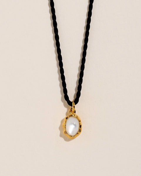 June Ovalado Pendant