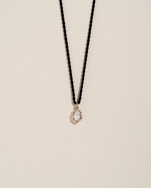 April Ovalado Pendant