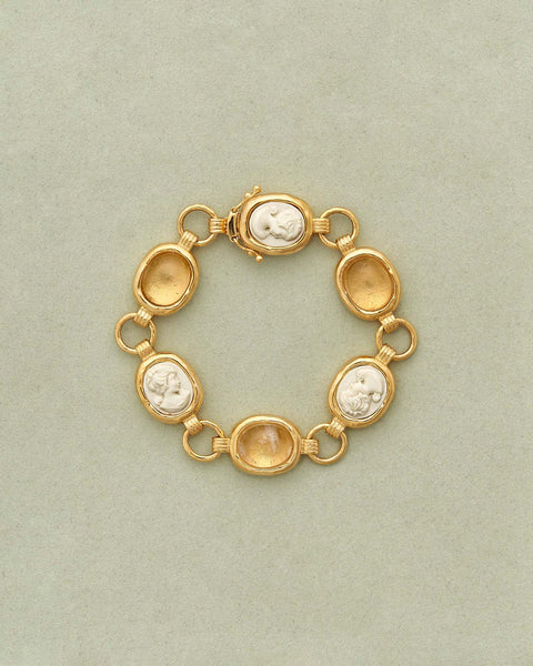 Shop 18K Gold Charm Bracelet Online in India