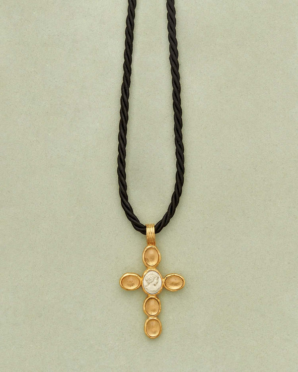 Paola Pendant