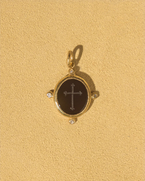 Onyx Cross