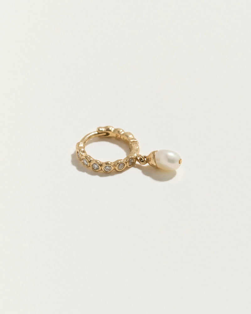 8mm Eternity Baroque Huggie by Pamela Love – Piercing in #product_material# (#product_color#). 