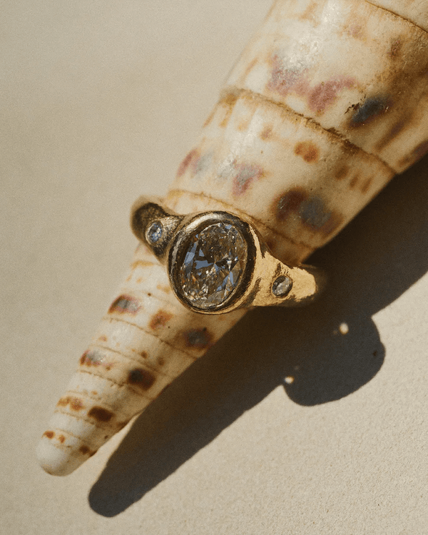 Oval Astraea by Pamela Love – Ceremonial in #product_material# (#product_color#). 