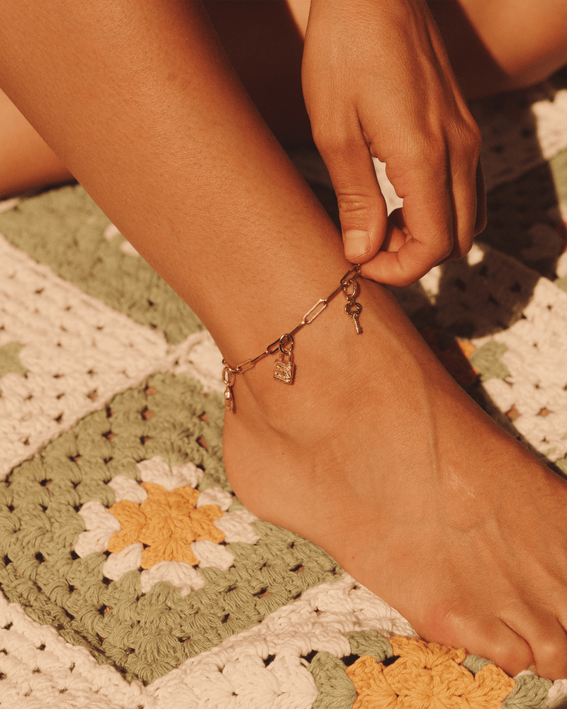 Fini’s Key Charm by Pamela Love – Charm in #product_material# (#product_color#).