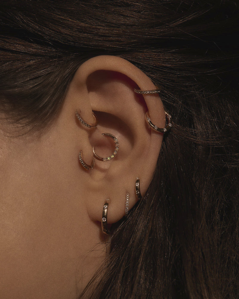 Pavé Clicker by Pamela Love – Piercing in #product_material# (#product_color#).