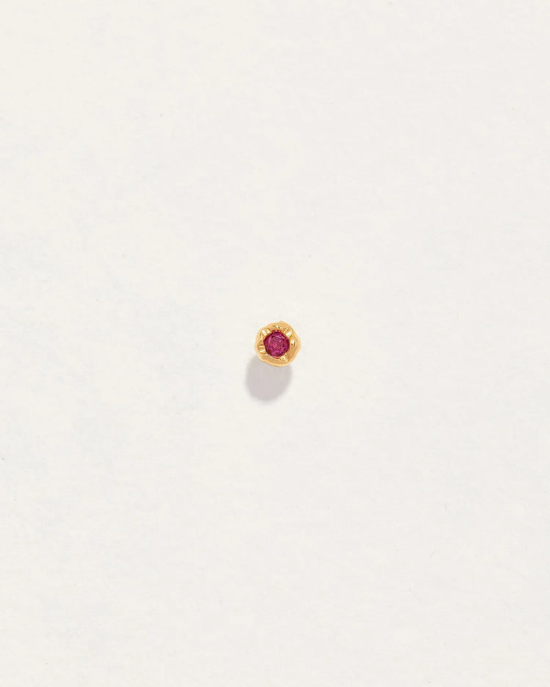Petite Nugget Stud by Pamela Love – Piercing in #product_material# (#product_color#). 