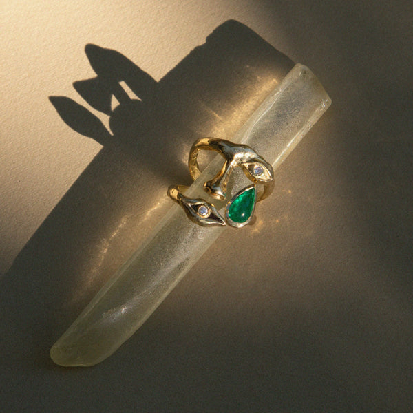 pamelalove-portrait-ring-gold-
