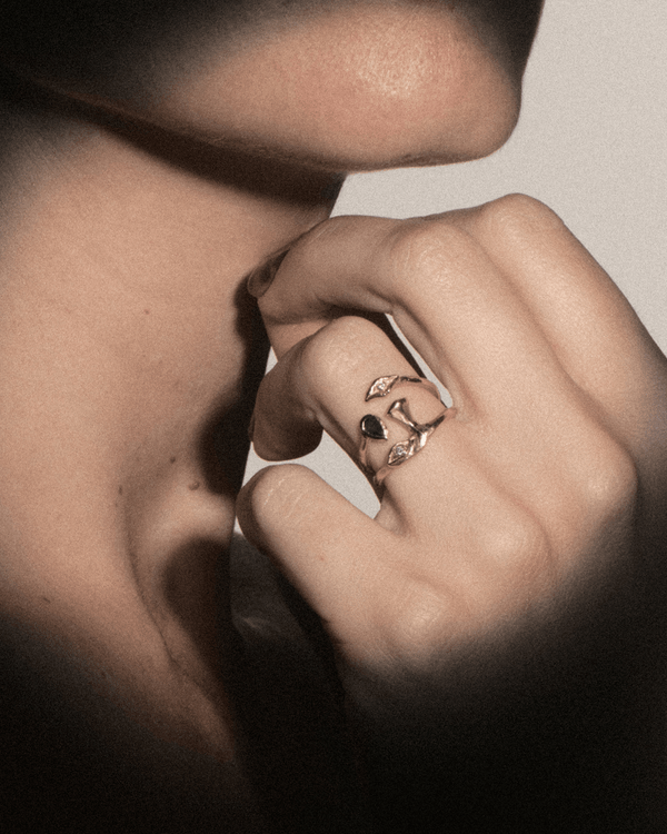 Portrait Ring by Pamela Love – Ring in #product_material# (#product_color#).