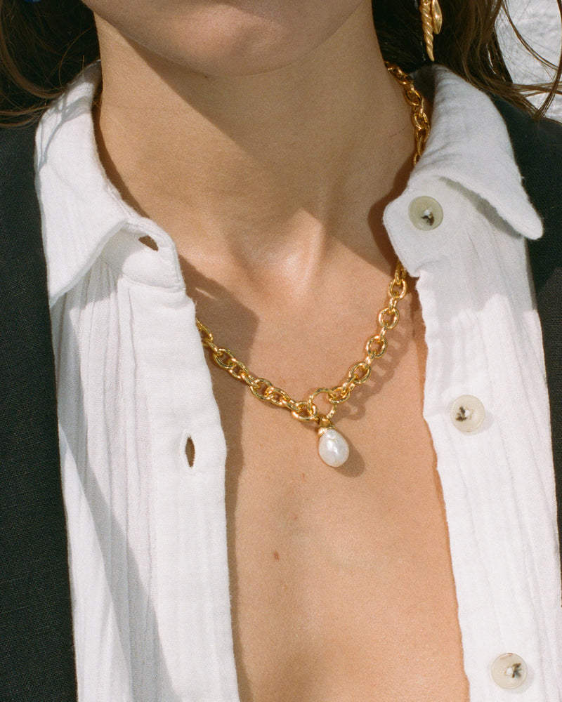 pearl drop pendant chain necklace