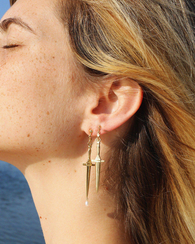 dagger earring with a pearl droplet
