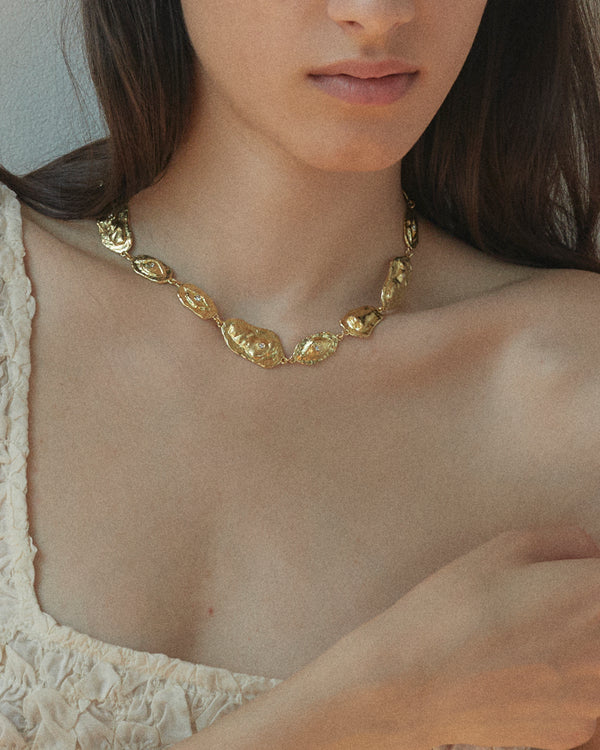 fragment collar necklace