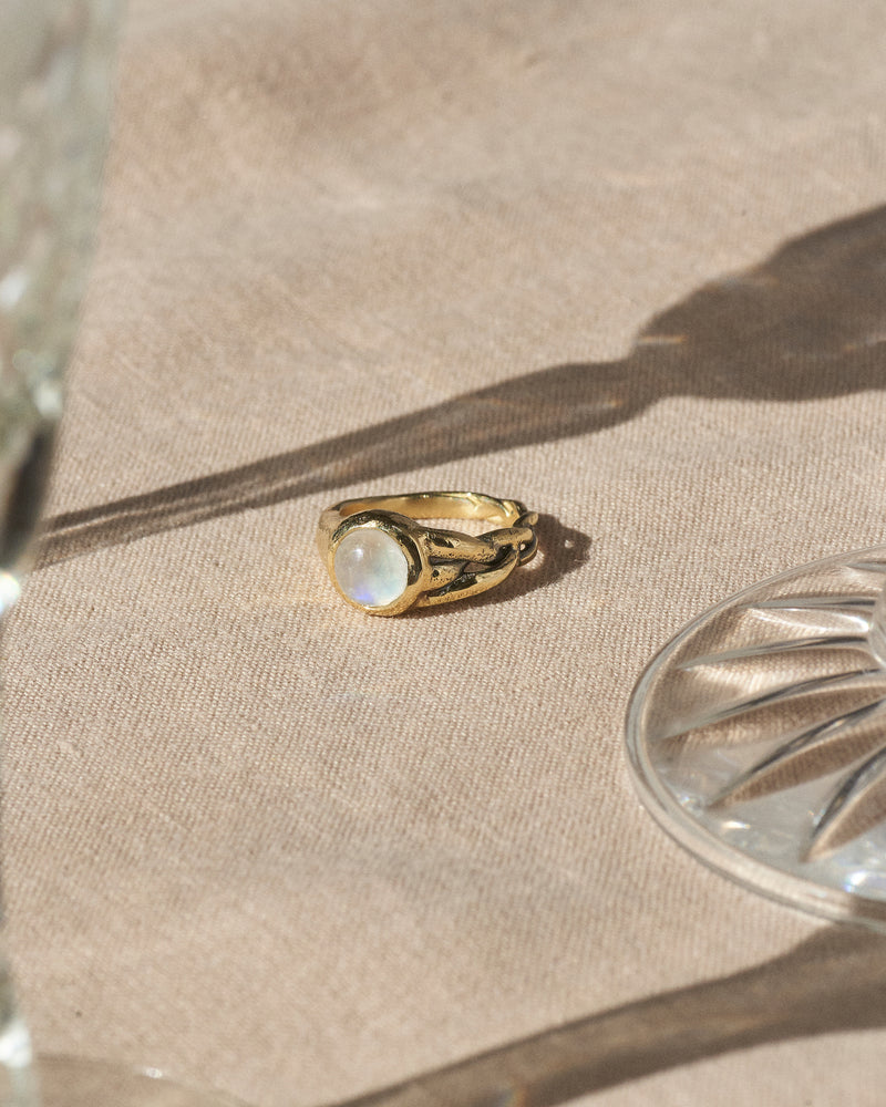 moonstone gold ring