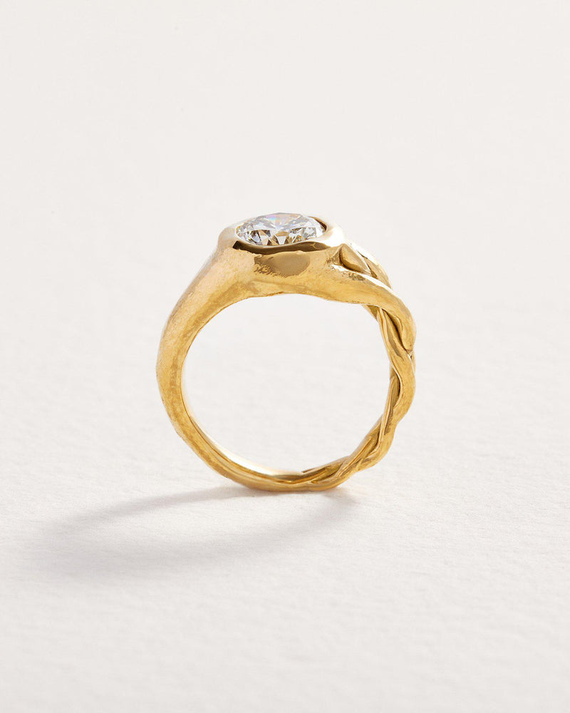 gold engagement ring with diamond