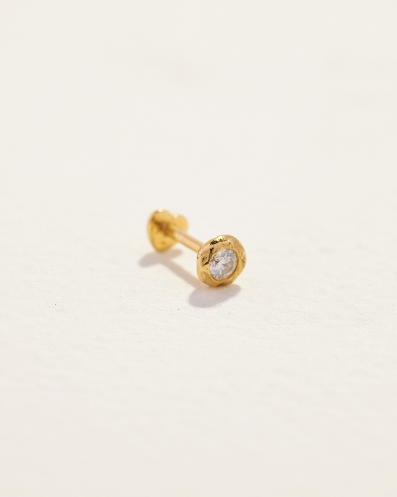 diamond gold stud earring
