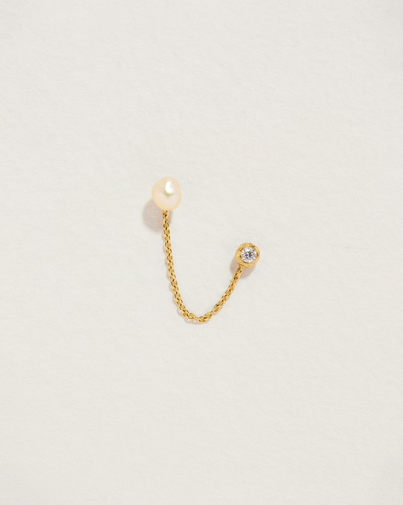 pearl chain stud earring