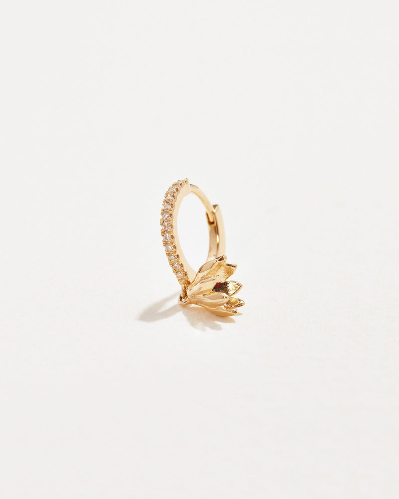 anemone flower huggie earring with white diamonds