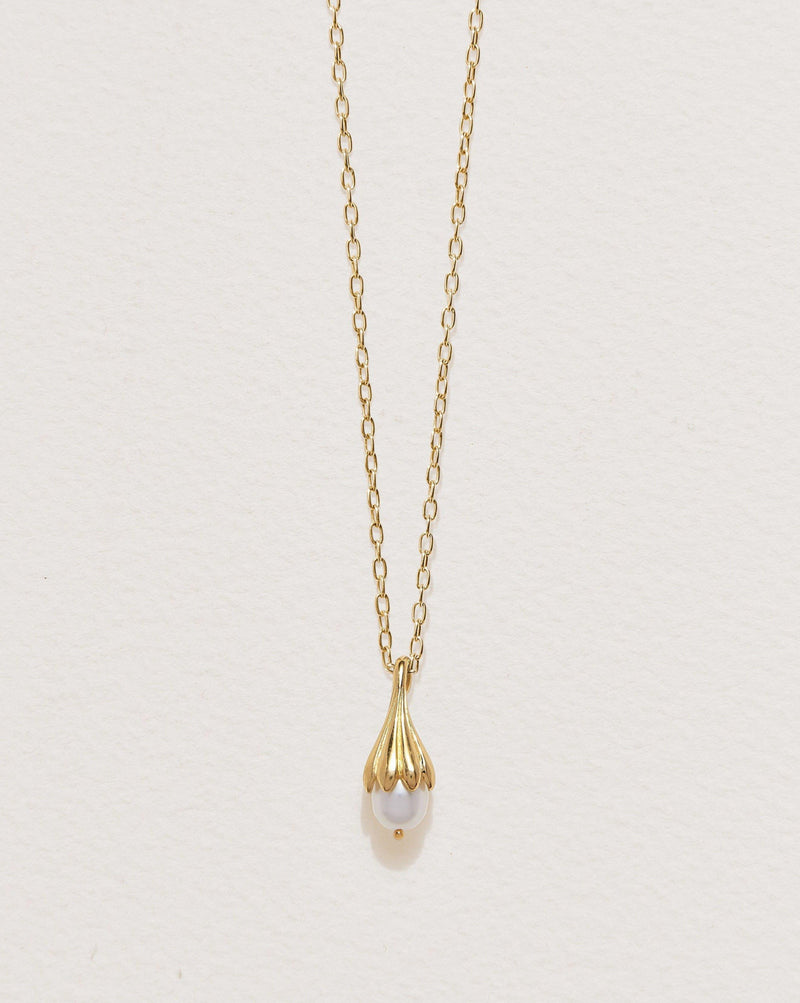 anemone flower pearl pendant
