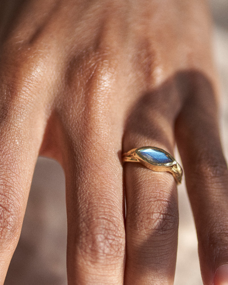blue labradorite gold band ring